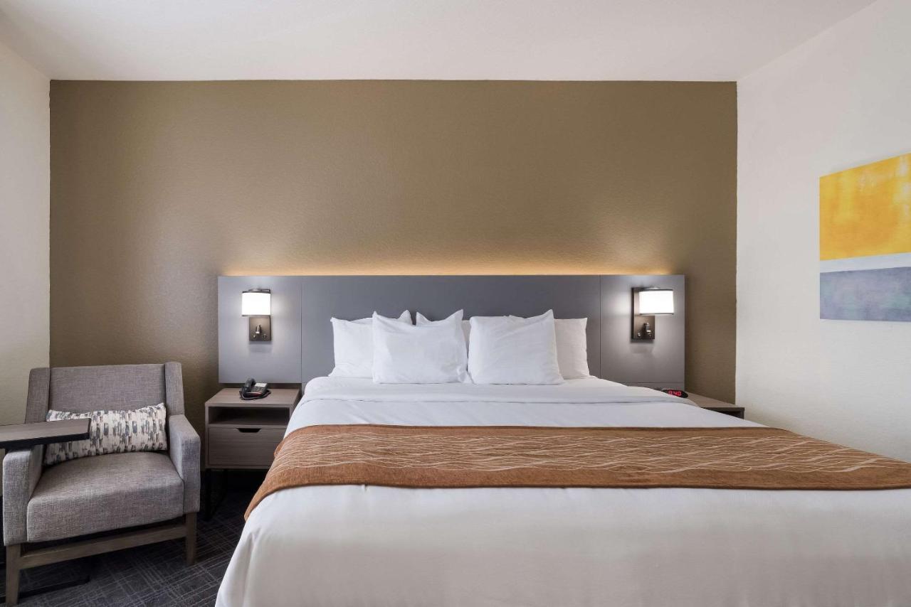 Comfort Inn & Suites Victoria North Eksteriør billede